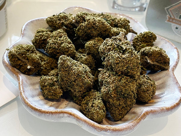 'Candy Kush' High Entourage Greenhouse Flower +19% ~190 mg/g CBD from £6 /g after discount